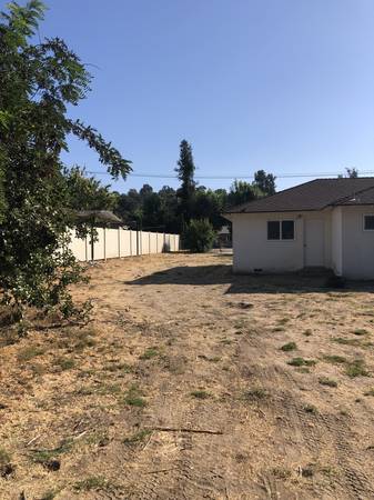 $180 Prime spot available Gated, Tended, Surveilled. (Moorpark)63800328005763121