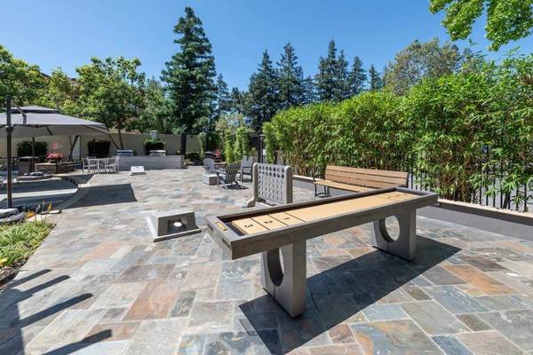$4,714 / 2br - 1237ft2 - Pet-Friendly Community, 2/BD 2/BA, Situated in Cupertino! (cupertino)63658013917825123