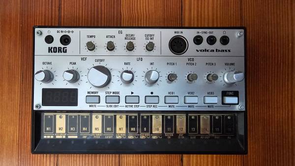 Korg Volca Bass 1