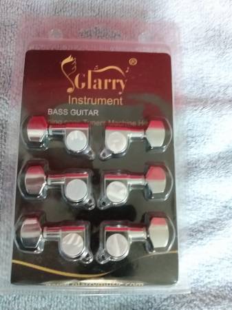 Guitar Machine Tuners  3R + 3L - NEW - $5 (willow grove)63471176903299120