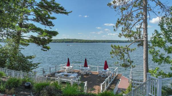$9,950,000 / 6br - 10377ft2 - N1211 Eastside Road (Birchwood)63655162426753124