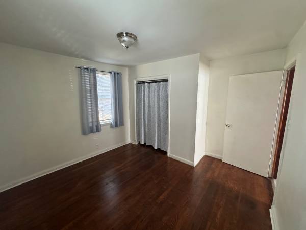 $1,225 / 2br - 2 Bedroom Apt (Nashville)63680375570947122