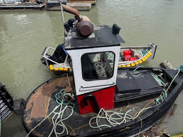 15' Dozer with Steering Nozzle and GM 4:71 and  New TD 509 gear 1