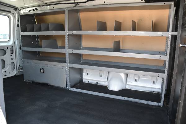 2014 Ford E-150 - Photo 11