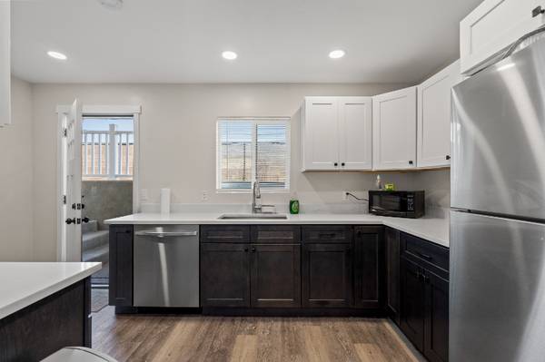 $1100.00 / 1br - Furnished Private Room + Private Bath in Midvale – All Inclusive63670954551171124