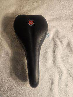 schwinn cionlli bicycle seat New Schwinn Cionlli Bicycle Seat Black - New Unused - bicycle parts - by  owner - bike sale