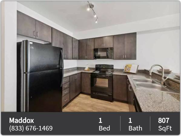 $1,537 / 1br - 807ft2 - Comfortable 807 sq ft 1 bed / 1 bath with access to transit (Portland)63914972673795122
