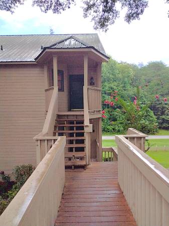 $1,100 / 474ft2 - Studio Condo in Lake Lure with Full Resort Access (Lake Lure)64029203812610120