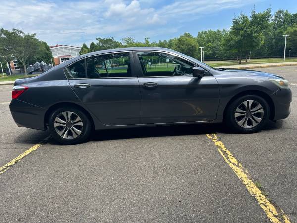 2013 HONDA ACCORD LX - $9,200 (Trumbull)63614764465667121