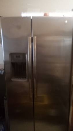 GE refrigerator 1