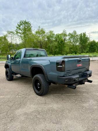 2011 GMC Sierra 3500 HD - Photo 6
