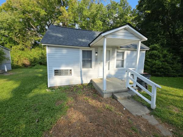 $550 / 2br - 750ft2 - 2 bed 1 bath in Louisburg (Louisburg)63685979368579120