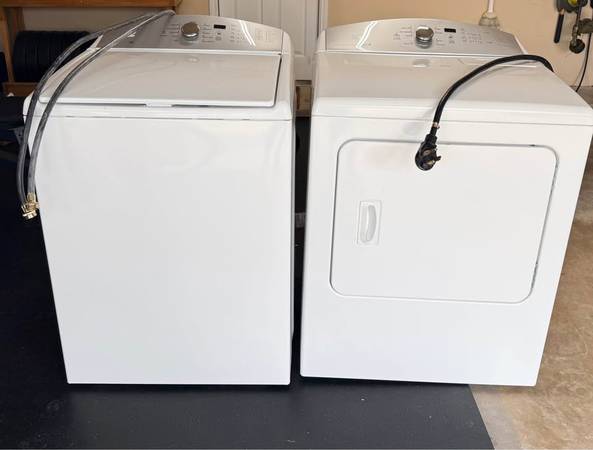Kenmore Series 600 Washer and Electric Dryer 1