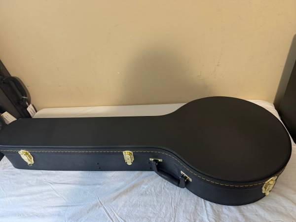 Banjo Case 1