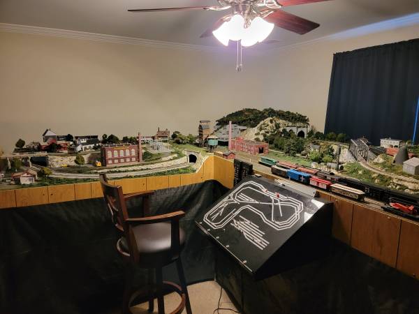 Beautiful HO scale model railroad 1