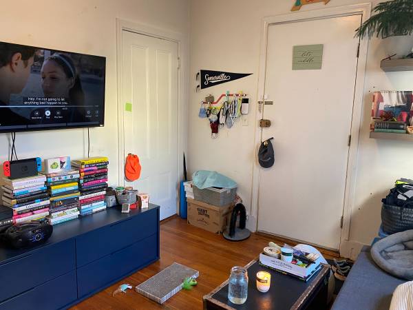 $2,700 / 2br - 999ft2 - 2 Bed 1 Bath on Raymond Avenue Somerville for 11/1/2025 move in Date (Somerville)63690775651073122