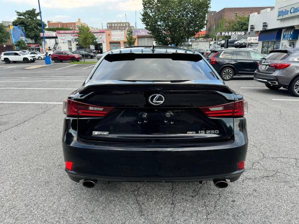 Lexus - $12,800 (Bronx)63654714356995123