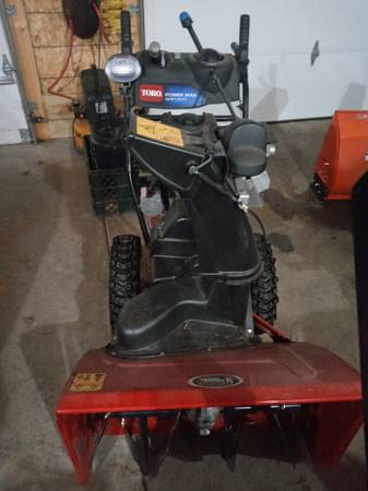 Toro snow thrower 1