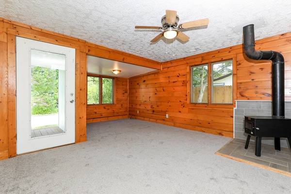 $1,500 / 2br - 2 Bedroom /2 Bath Updated Home for Rent/Sale - Tiger, GA /Rabun County (Tiger, GA)63964128899330121