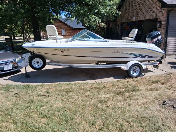 1998 SeaRay Fish-n-Ski 1