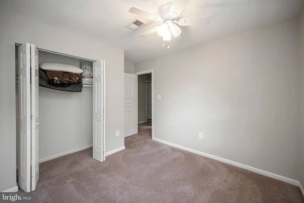 $900 Dale City VA, Habitación Privada, Baño Privado y Sala de Estar Propia63843416110211123