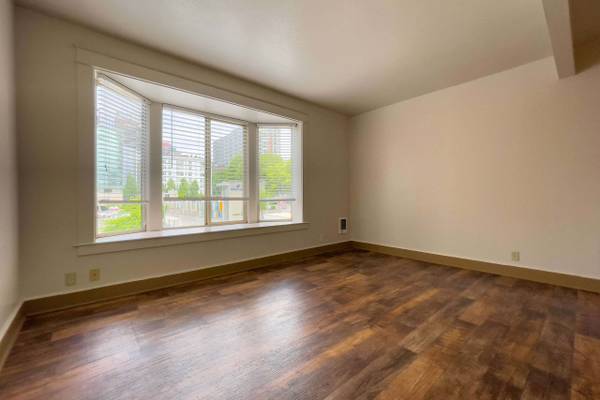 $1,199 / 315ft2 - Estudio 1ba, en Seattle WA, Servicio de Traducción Disponible (714 7th Avenue, Seattle, WA)63852481814657120