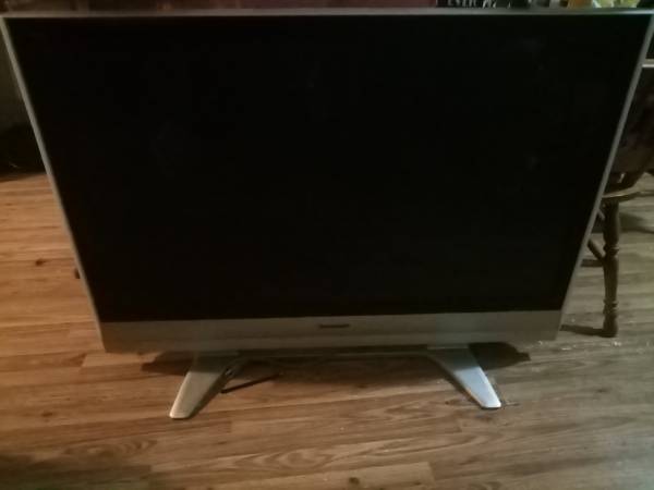 Panasonic flat screen TV 1