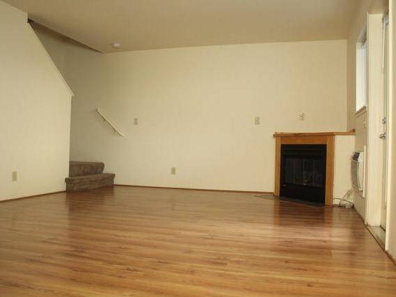 $1,890 / 2br - 1150ft2 - Room to Unpack: Big Kitchen + Storage Galore in 2Bed Apartment63977277329155123