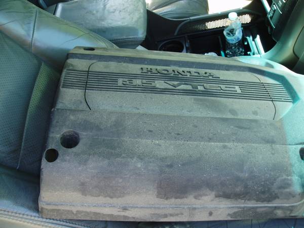 2003-2004 Honda Pilot Engine Cover 1
