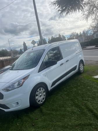 2019 Ford transit van XLT one owner 1