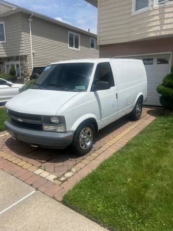 Furgoneta Chevy Astro 2003 - $4,900 (Staten island)636149829244191214
