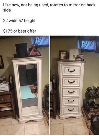 Standing rotating chest with mirror 1