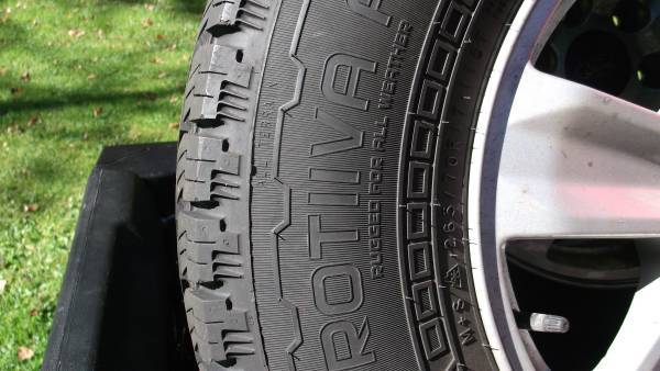 Ford F150 Alloy Wheels with Nokian A/T Tires 1
