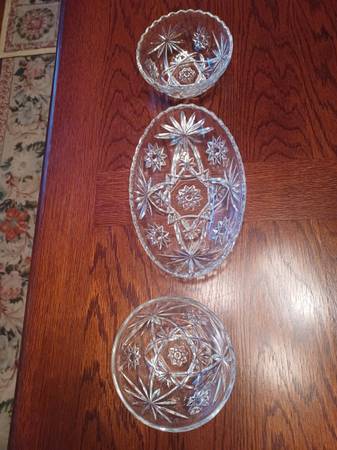 🎉3/$25 🎉  VINTAGE"Starburst Design"Dishes 1