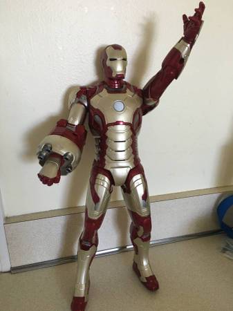 Action figures-set of 6 1