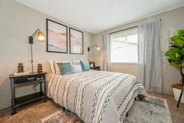 $1,675 / 2br - 776ft2 - Spacious Two Bedroom, $1675 Contact For Current Specials!✨ ✨✨ (Dash Point State Park📍)63944822965250122