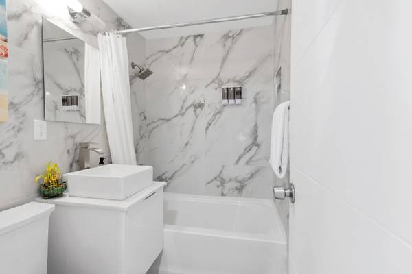 $597,000 / 3br - 1470ft2 - 3 Beds 2 Baths House (Boca Raton)63825132598659122