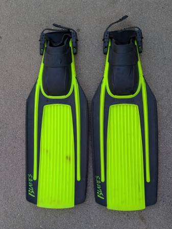 Diving fins 1