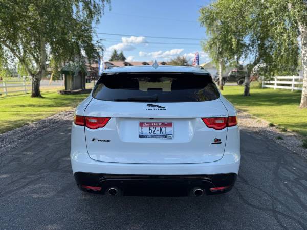 2017 Jaguar F pace, SUV con tracción integral, título limpio - $16,90063613058482689124