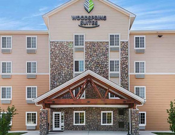 $330 / 1br - NEW LOW WEEKLY RATE! >>> Cable TV, Pool, WiFi, Kids Stay Free (Chattanooga)63993078936706121