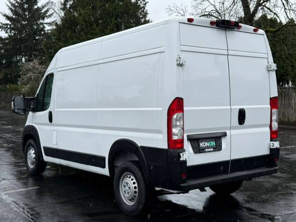 2023 RAM 1500 High Roof - Photo 4
