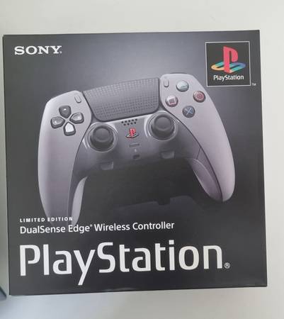 DualSense Edge Wireless Controller 30th Anniversary Limited Edition 1
