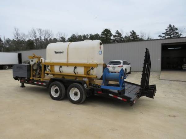 023 Behnke CBCT2124E-BT-L Drill Trailer & Big Tex 10PI 10K Tandem Pipe 1