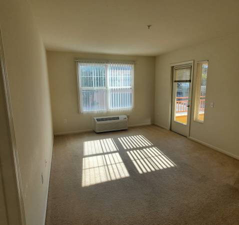 $1,800 / 1br - 600ft2 - 1Bedroom Balcony Downtown Pinole (hercules, pinole, san pablo, el sob)63657913640065120