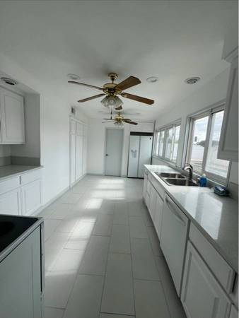 $690 / 1br - Modern in style 1bed beautiful park in lovely El Cajon (El Cajon, CA)63998605093122122