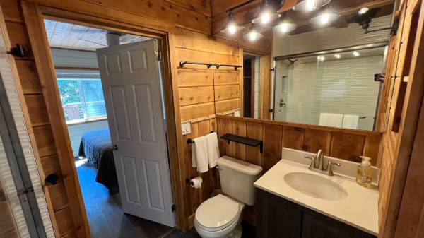 $389 / 3br - Retiro #9: Vista al Lago, Kayaks, Reformado (Lakehead, Ca)64148859187331122