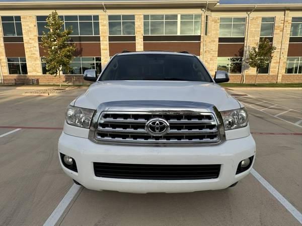2008 TOYOTA SEQUOIA LIMITED 5.7L V8 RWD 202K MILES LEATHER CLEAN TITLE - $8,450 (Austin)63439683112193121