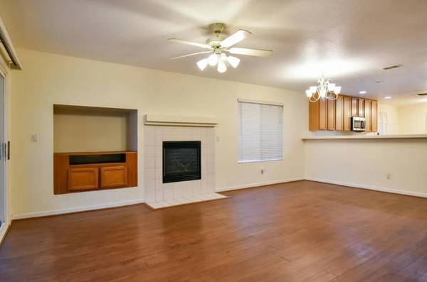 $915 / 1br - Cozy 1BR – near parks, shops & Capitola Village  in Capitola (capitola)64055521891971120