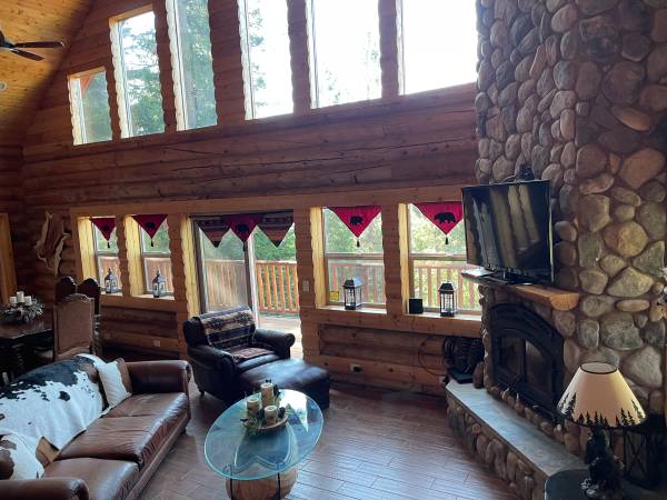 $669,000 / 3br - 1991ft2 - Log Home on 7.9 Acres above Nevada City, Only 30 Min. to Skiing (Nevada City)63952104860163123