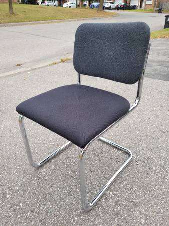 Authentic Knoll Cesca chair 1